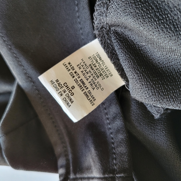 Black Open Back Peplum Top - Picture 7 of 10